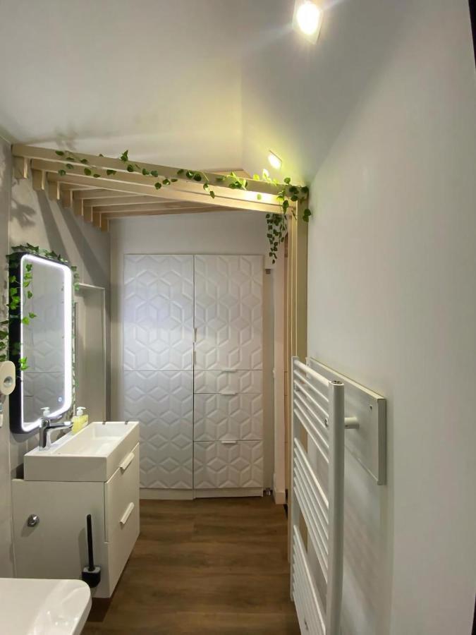 L'Appart'Hotel 23Eme Avenue - Spa Privatif - Love Room - Appartements A Themes Lamalou-les-Bains Eksteriør billede